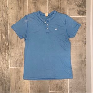 Hollister Men’s blue shirt / Size M